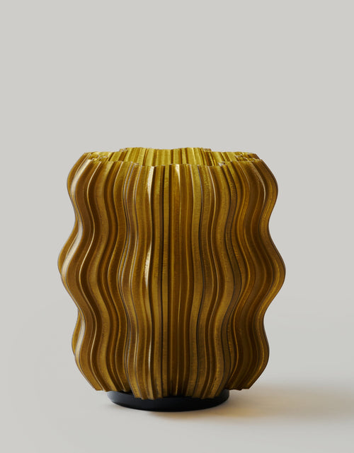 Load image into Gallery viewer, Cordless Mini Wavy Lamp

