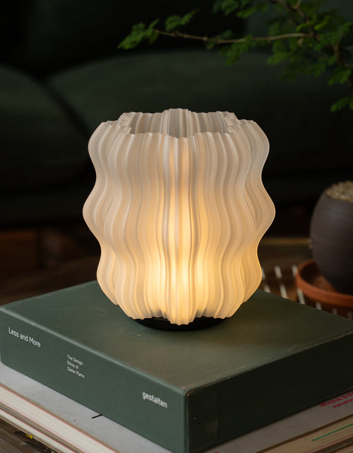 Load image into Gallery viewer, Cordless Mini Wavy Lamp
