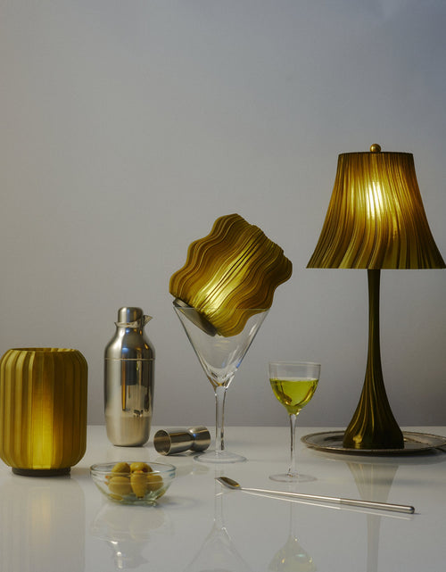 Load image into Gallery viewer, Cordless Mini Wavy Lamp
