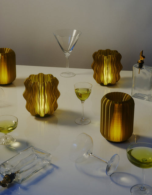 Load image into Gallery viewer, Cordless Mini Wavy Lamp
