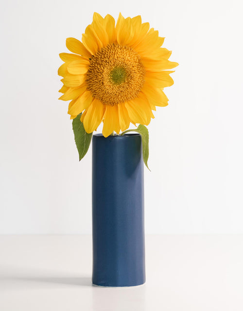 Load image into Gallery viewer, Bloom Vase - Handmade Porcelain Flower Vase
