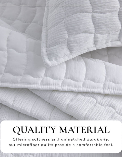 Load image into Gallery viewer, Gauze-Inspired Texture Quilt Set - Wave Stitch Collection
