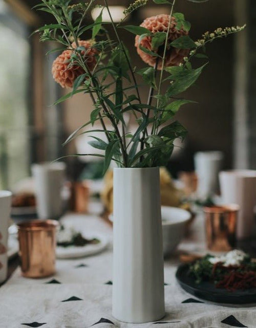 Load image into Gallery viewer, Bloom Vase - Handmade Porcelain Flower Vase
