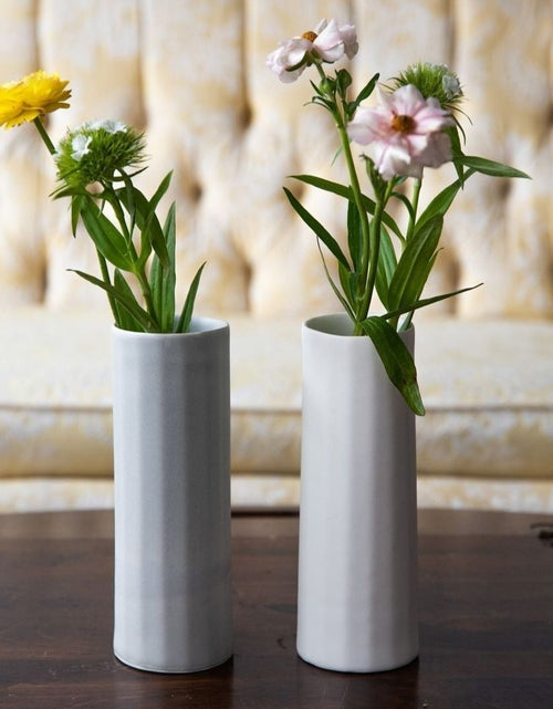Load image into Gallery viewer, Bloom Vase - Handmade Porcelain Flower Vase
