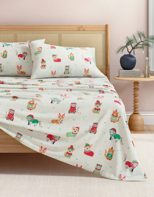 Load image into Gallery viewer, Turkish Cotton Christmas Flannel Sheet - Whittaker Collection

