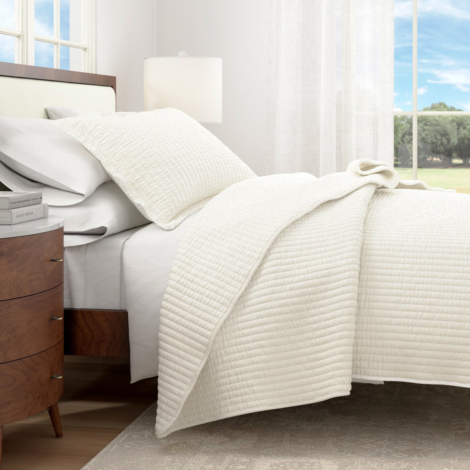 Solid Quilt - Alicia Collection