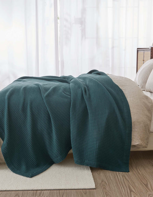 Load image into Gallery viewer, 100% Cotton Waffle Weave Blanket - Mikala Collection

