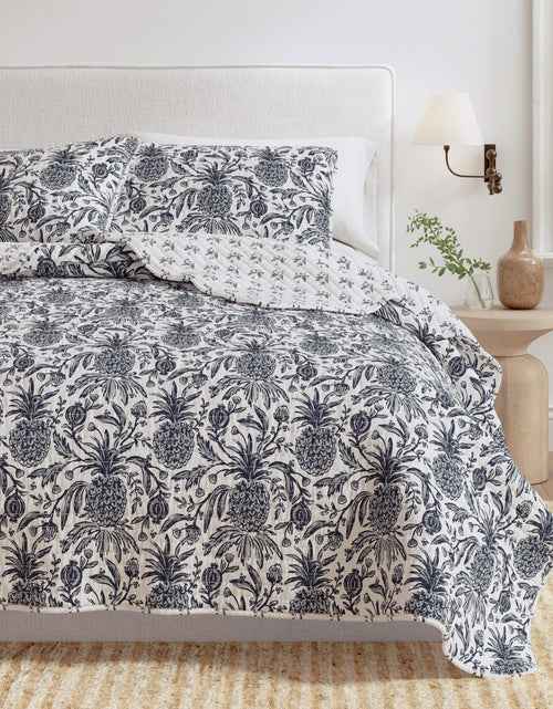 Load image into Gallery viewer, Coastal Printed Cotton Quilt Set - Bernice Collection
