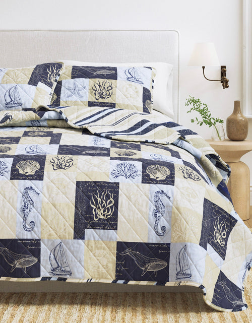 Load image into Gallery viewer, Caspian Collection Coastal Patchwork Quilt Set
