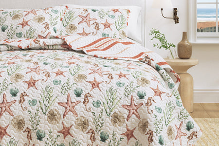 Castaway Coastal Quilt Set