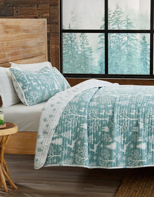 Load image into Gallery viewer, Lodge Woods Quilt - Winter Solstice Collection
