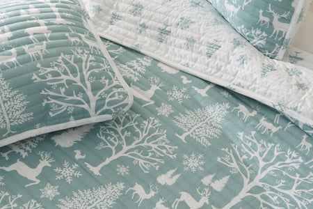 Lodge Woods Quilt - Winter Solstice Collection