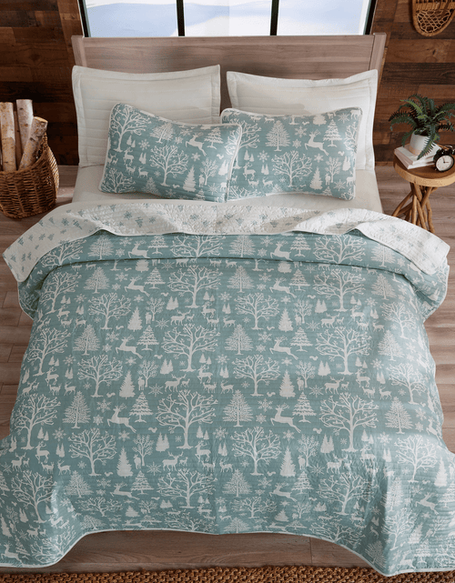 Load image into Gallery viewer, Lodge Woods Quilt - Winter Solstice Collection
