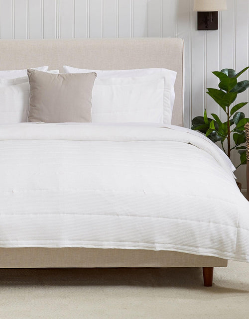 Load image into Gallery viewer, Textured Striped Quilt Set - Ellie Collection

