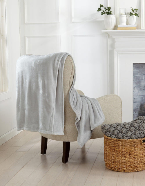 Load image into Gallery viewer, Velvet Plush Blanket - Avianna Collection
