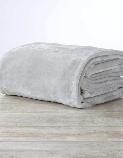 Load image into Gallery viewer, Velvet Plush Blanket - Avianna Collection
