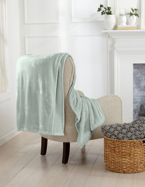 Load image into Gallery viewer, Velvet Plush Blanket - Avianna Collection
