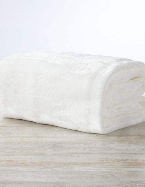 Load image into Gallery viewer, Velvet Plush Blanket - Avianna Collection
