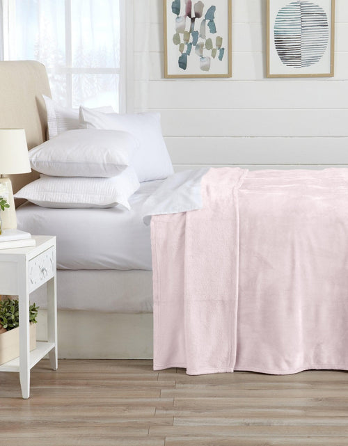 Load image into Gallery viewer, Velvet Plush Blanket - Avianna Collection
