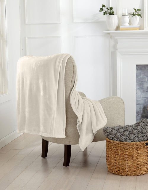 Load image into Gallery viewer, Velvet Plush Blanket - Avianna Collection
