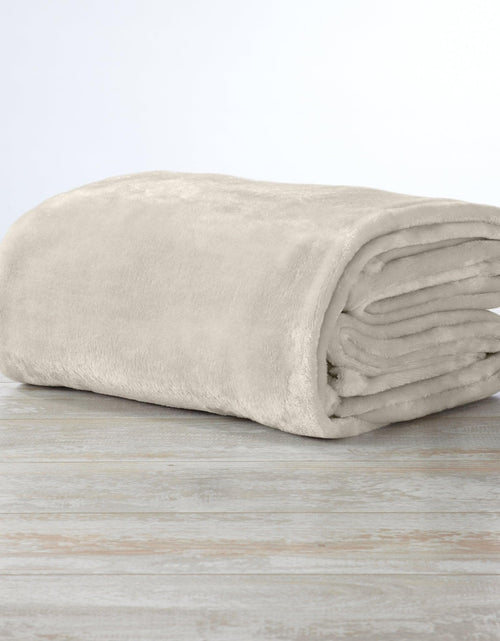 Load image into Gallery viewer, Velvet Plush Blanket - Avianna Collection
