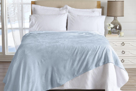 Velvet Plush Blanket - Avianna Collection