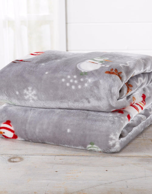 Load image into Gallery viewer, Velvet Throw Blanket - Pearl Collection
