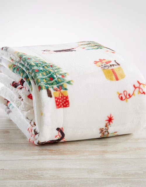Load image into Gallery viewer, Holiday Sherpa Throw - Esmay Collection
