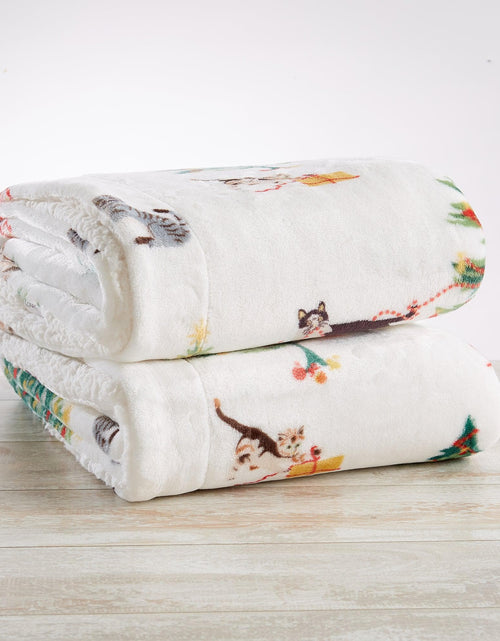 Load image into Gallery viewer, Holiday Sherpa Throw - Esmay Collection
