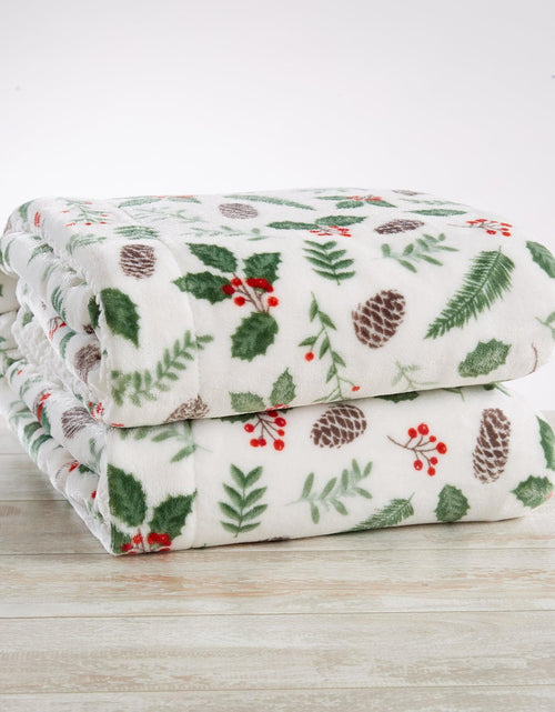 Load image into Gallery viewer, Holiday Sherpa Throw - Esmay Collection
