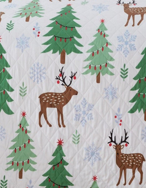 Load image into Gallery viewer, Holiday Quilt - Holly Collection

