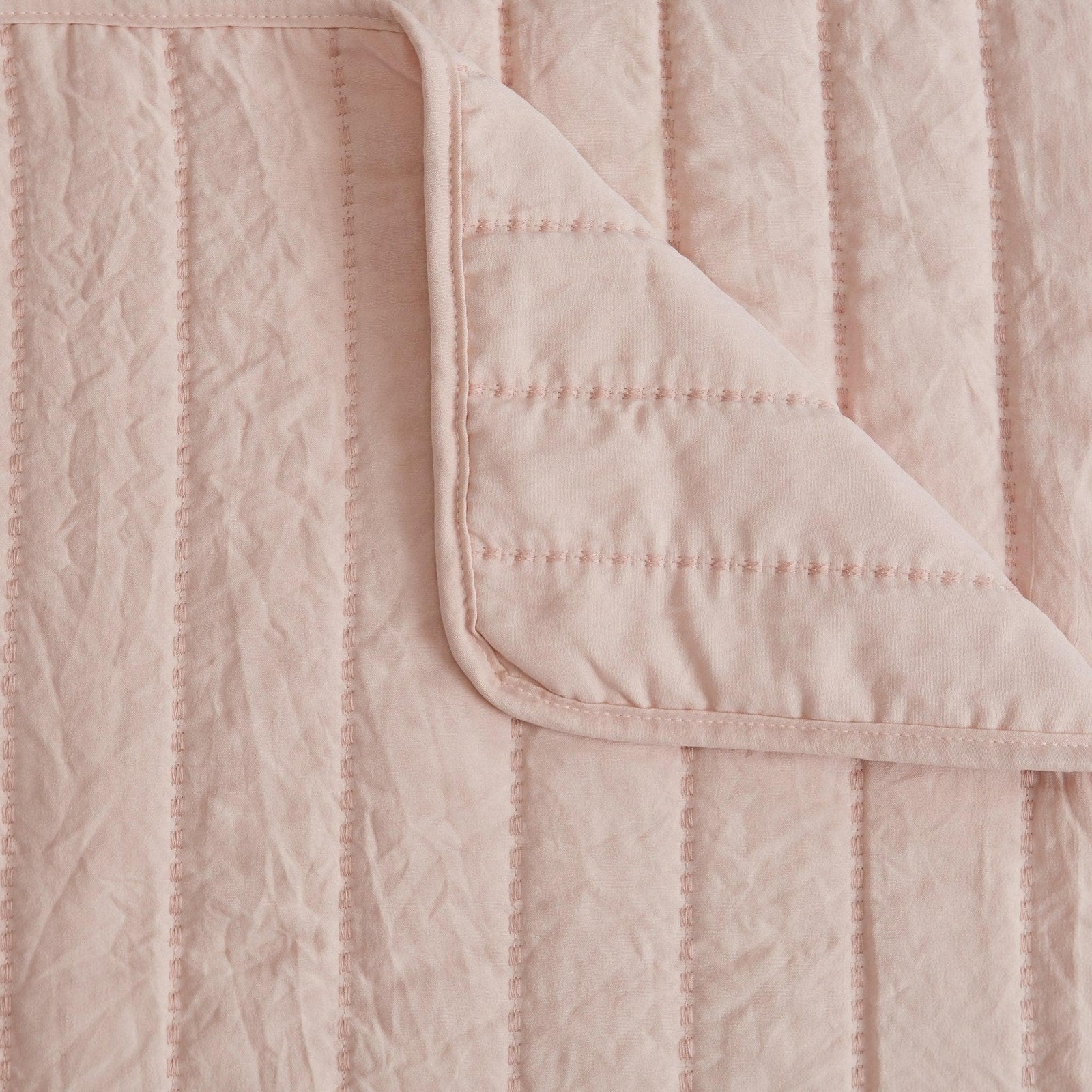 Solid Striped Quilt - Virginia Collection