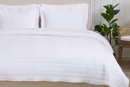 Solid Striped Quilt - Virginia Collection