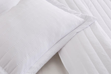 Solid Striped Quilt - Virginia Collection