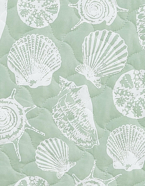 Load image into Gallery viewer, Green Seashell Quilt - Emerald Bay
