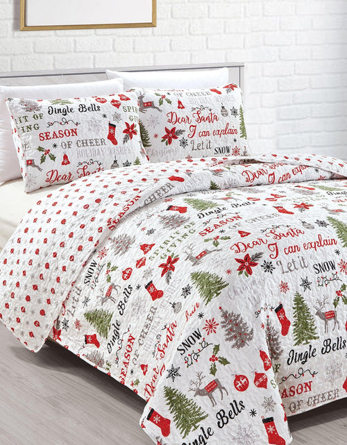 Load image into Gallery viewer, Holiday Quilt Set - Carol Collection
