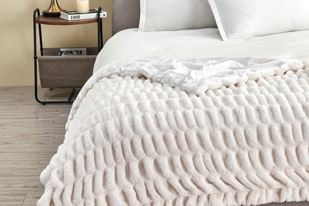 Ruched Faux Fur Throw Blanket - Alondra Collection