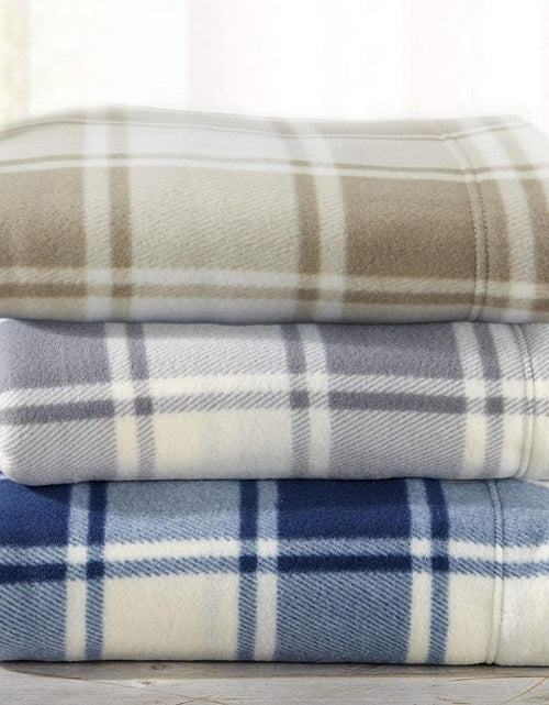 Load image into Gallery viewer, Printed Fleece Sheet - Dara Collection
