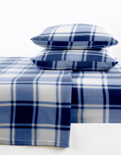 Load image into Gallery viewer, Printed Fleece Sheet - Dara Collection

