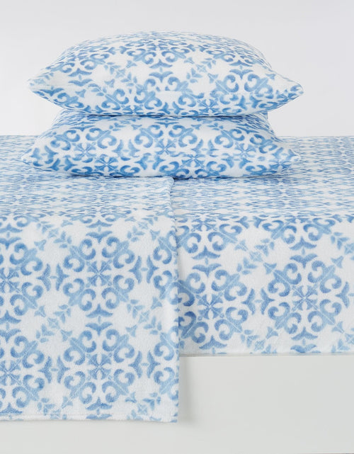 Load image into Gallery viewer, Printed Plush Sheet - Velvet Luxe Lattice Collection
