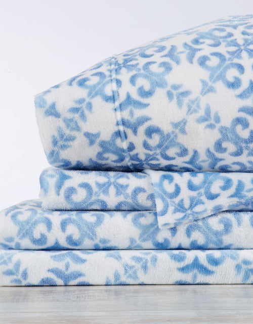 Load image into Gallery viewer, Printed Plush Sheet - Velvet Luxe Lattice Collection

