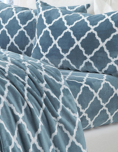 Load image into Gallery viewer, Printed Plush Sheet - Velvet Luxe Lattice Collection
