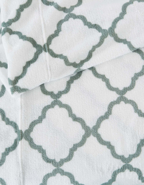 Load image into Gallery viewer, Printed Plush Sheet - Velvet Luxe Lattice Collection
