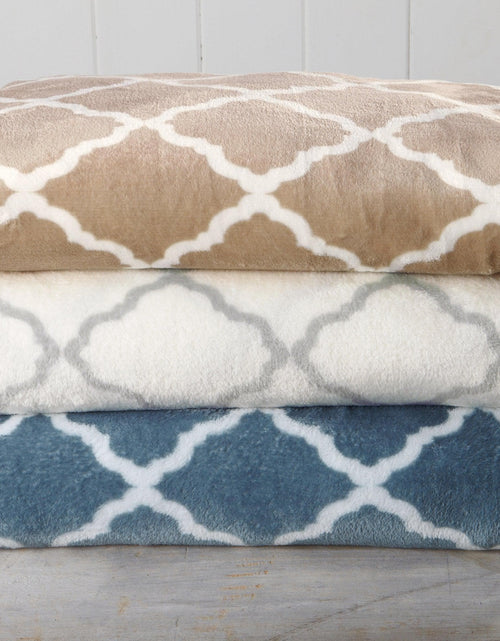 Load image into Gallery viewer, Printed Plush Sheet - Velvet Luxe Lattice Collection
