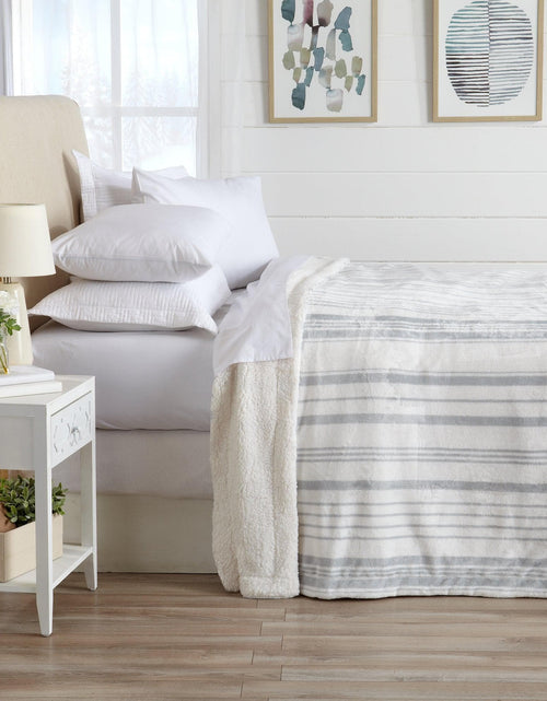 Load image into Gallery viewer, Velvet Plush Sherpa Luxury Bed Blanket - Kinsley Collection
