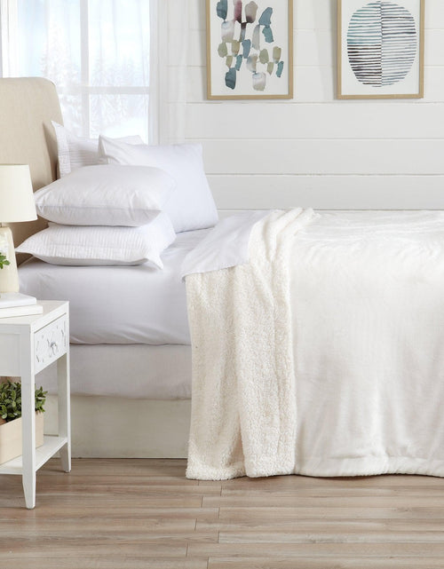 Load image into Gallery viewer, Velvet Plush Sherpa Luxury Bed Blanket - Kinsley Collection
