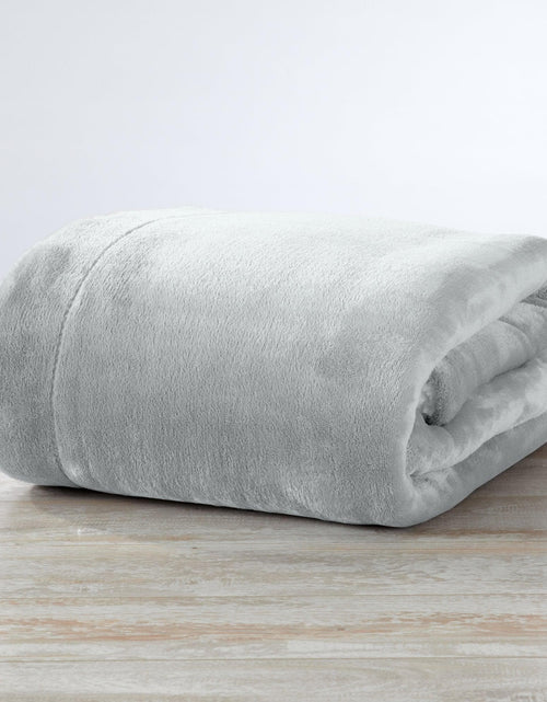 Load image into Gallery viewer, Velvet Plush Sherpa Luxury Bed Blanket - Kinsley Collection
