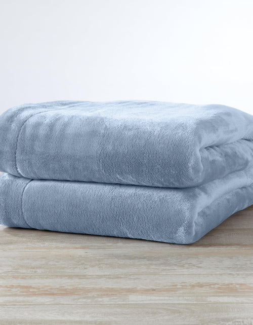 Load image into Gallery viewer, Velvet Plush Sherpa Luxury Bed Blanket - Kinsley Collection
