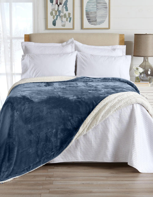 Load image into Gallery viewer, Velvet Plush Sherpa Luxury Bed Blanket - Kinsley Collection
