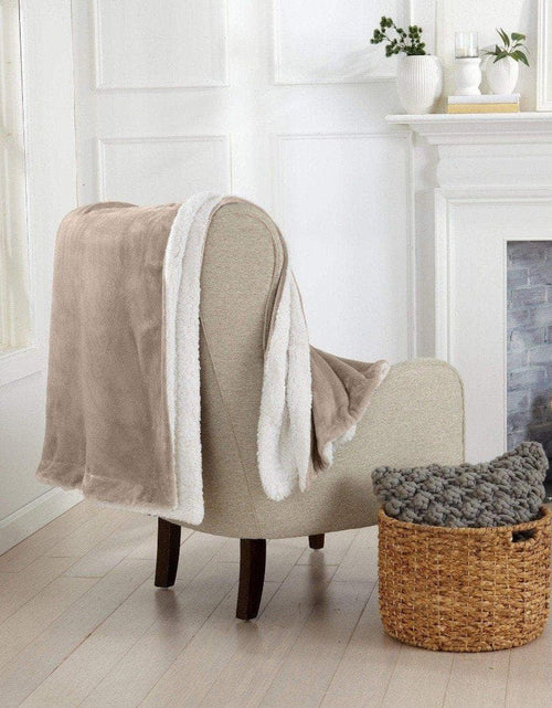 Load image into Gallery viewer, Velvet Plush Sherpa Luxury Bed Blanket - Kinsley Collection
